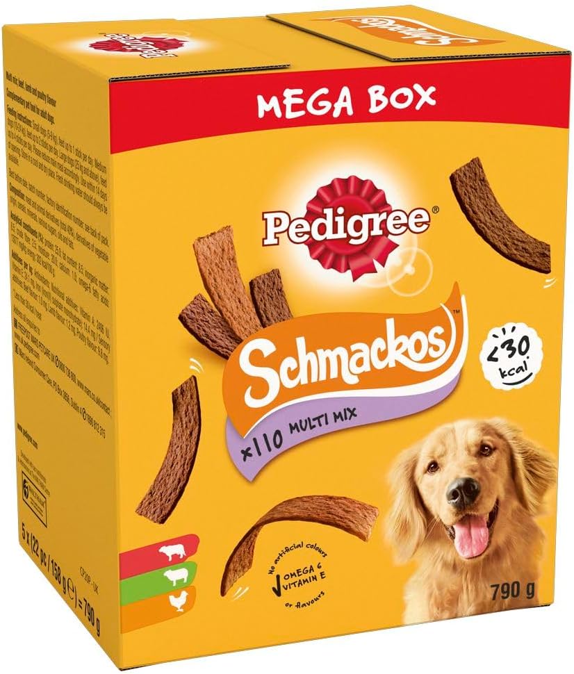 Pedigree Schmackos Mega Pack 110 Strips Dog Treats With Beef, Lamb And Poultry Flavours 790G